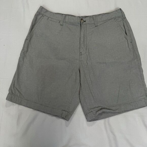 Eddie‎ Bauer Legend Wash Men’s shorts Size 36 Green 8” Inseam - Picture 1 of 12